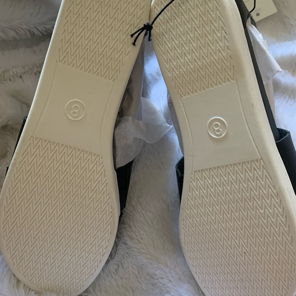 Women’s Sandals - Size 8 - Picture 4 of 4